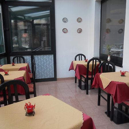 Hotel Adler Milan Exterior photo